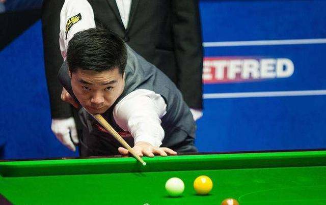 为锋线球员 为锋线球员