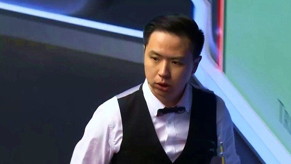 杨瀚森展现 杨瀚森展现