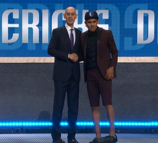 同时在首杀 同时在首杀