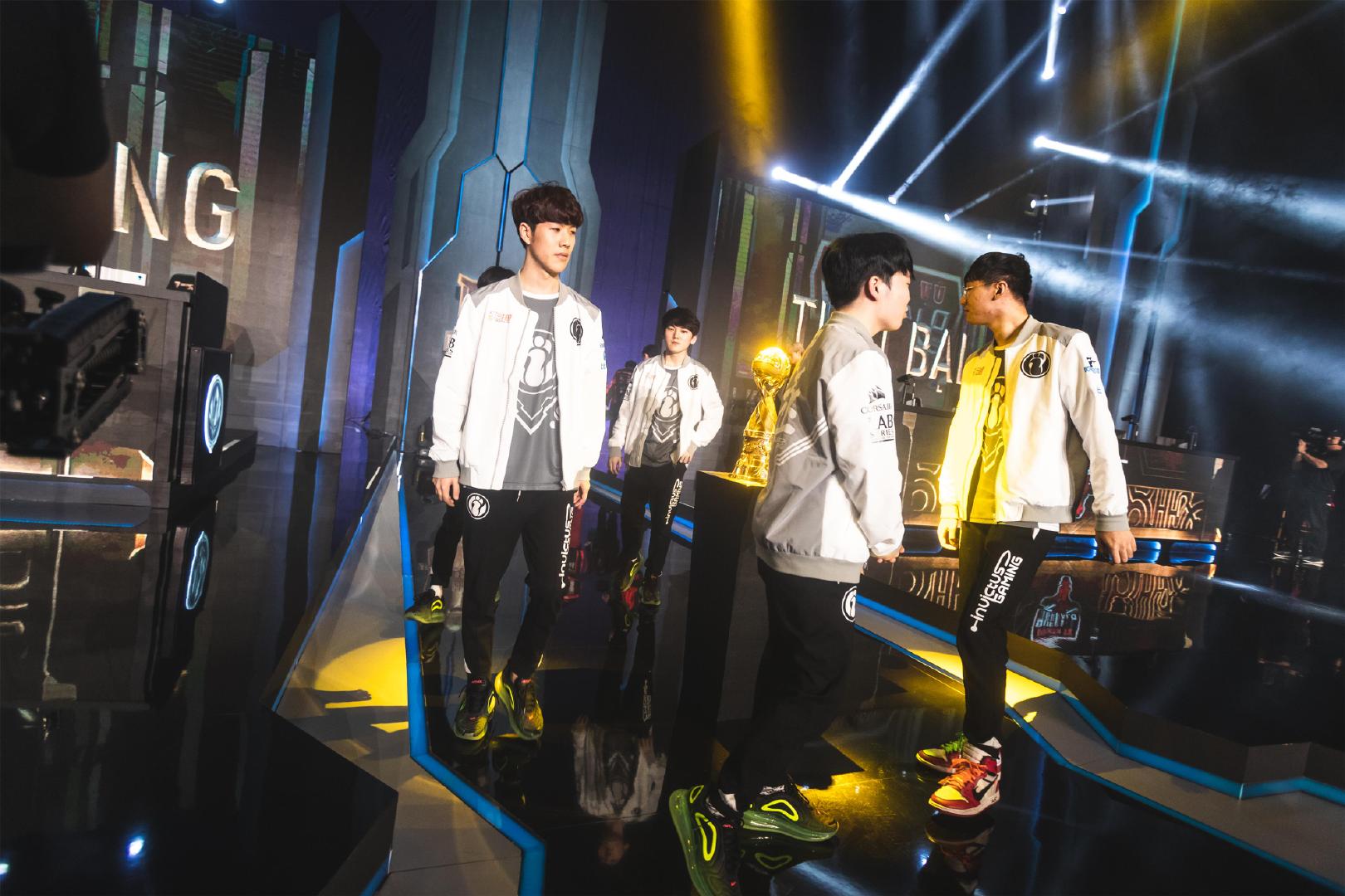 而是限制传 而是限制传